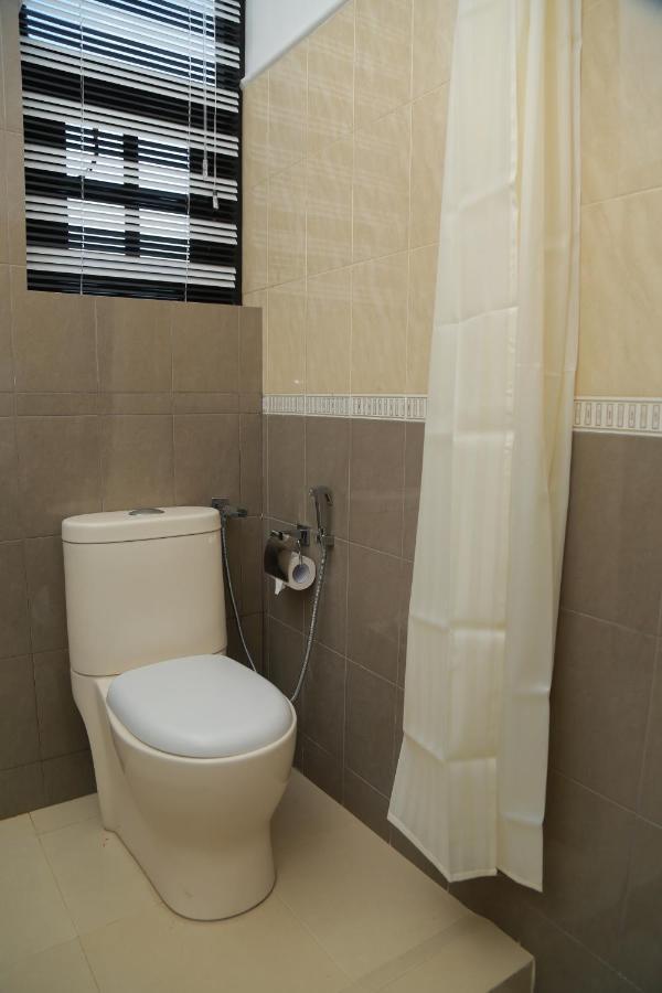 3R Resort Negombo Luaran gambar