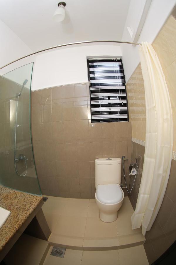 3R Resort Negombo Luaran gambar