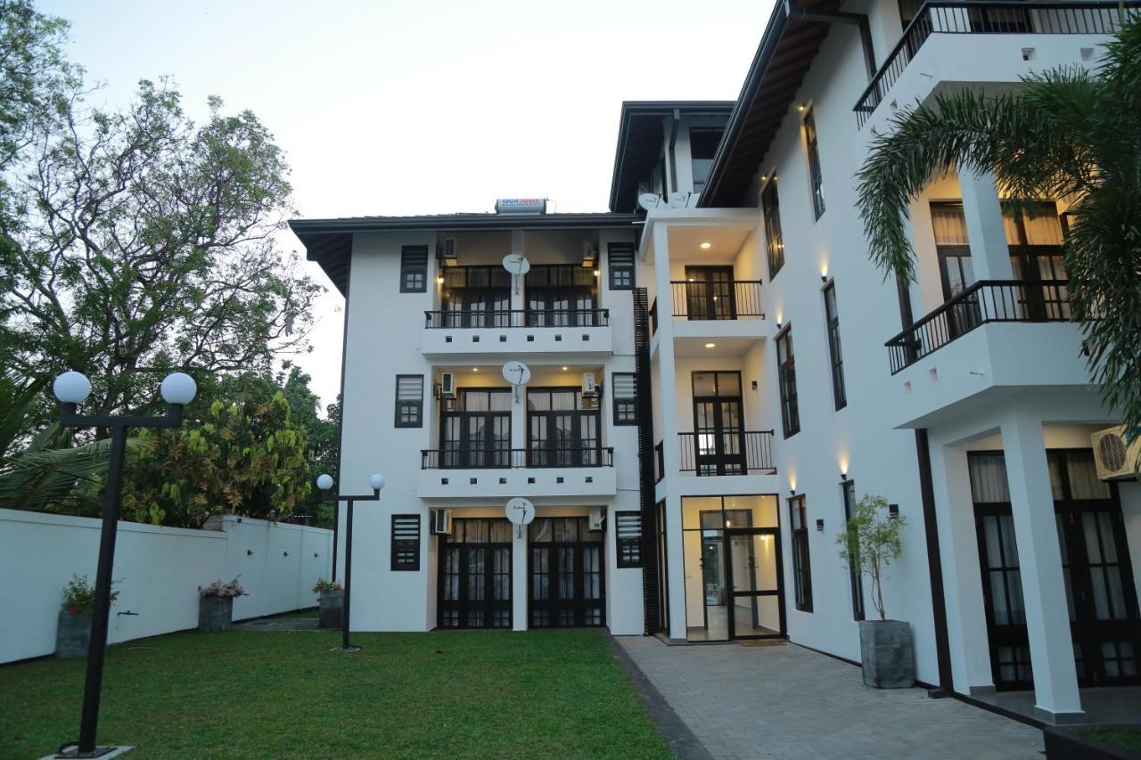 3R Resort Negombo Luaran gambar