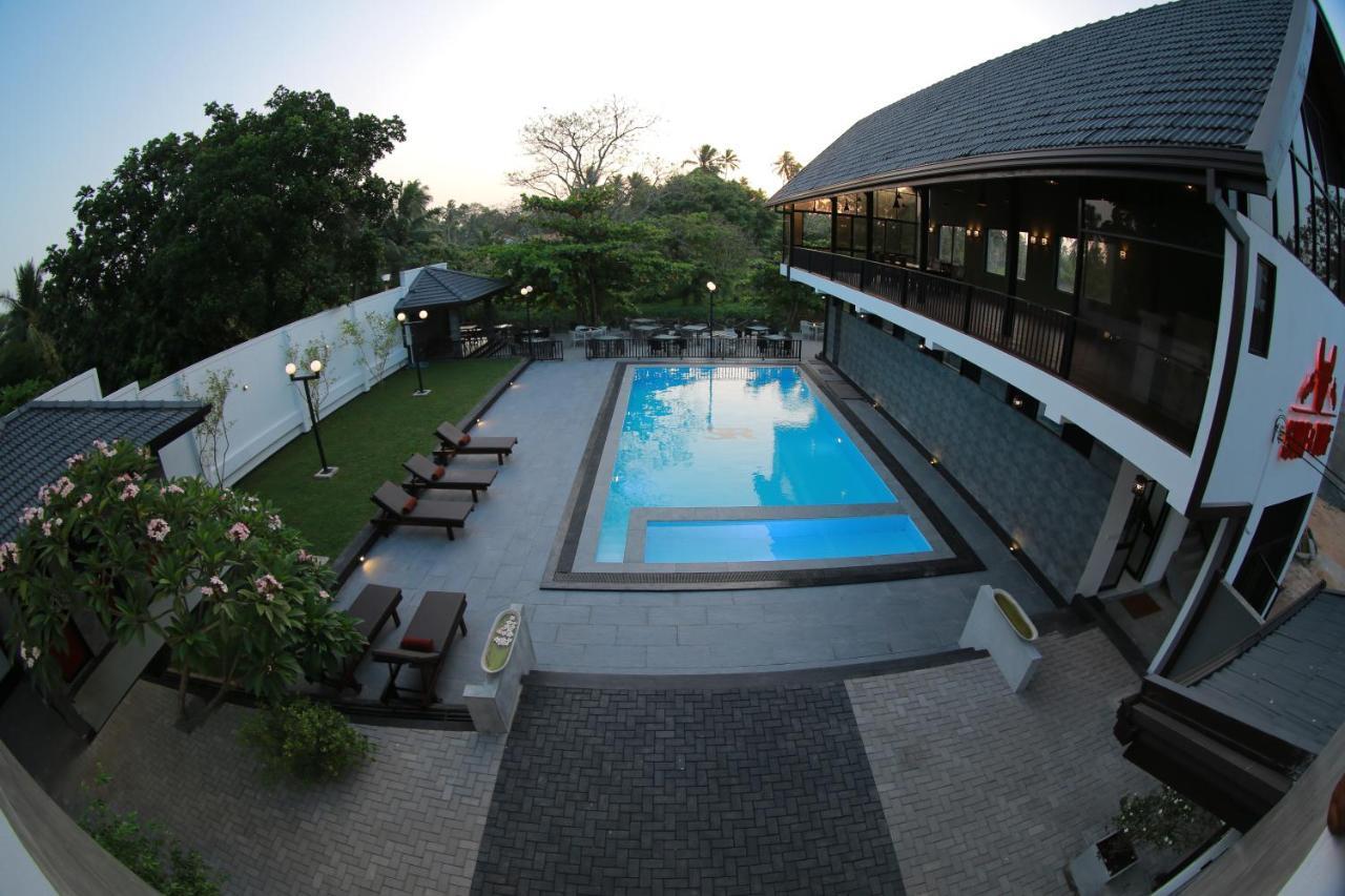 3R Resort Negombo Luaran gambar