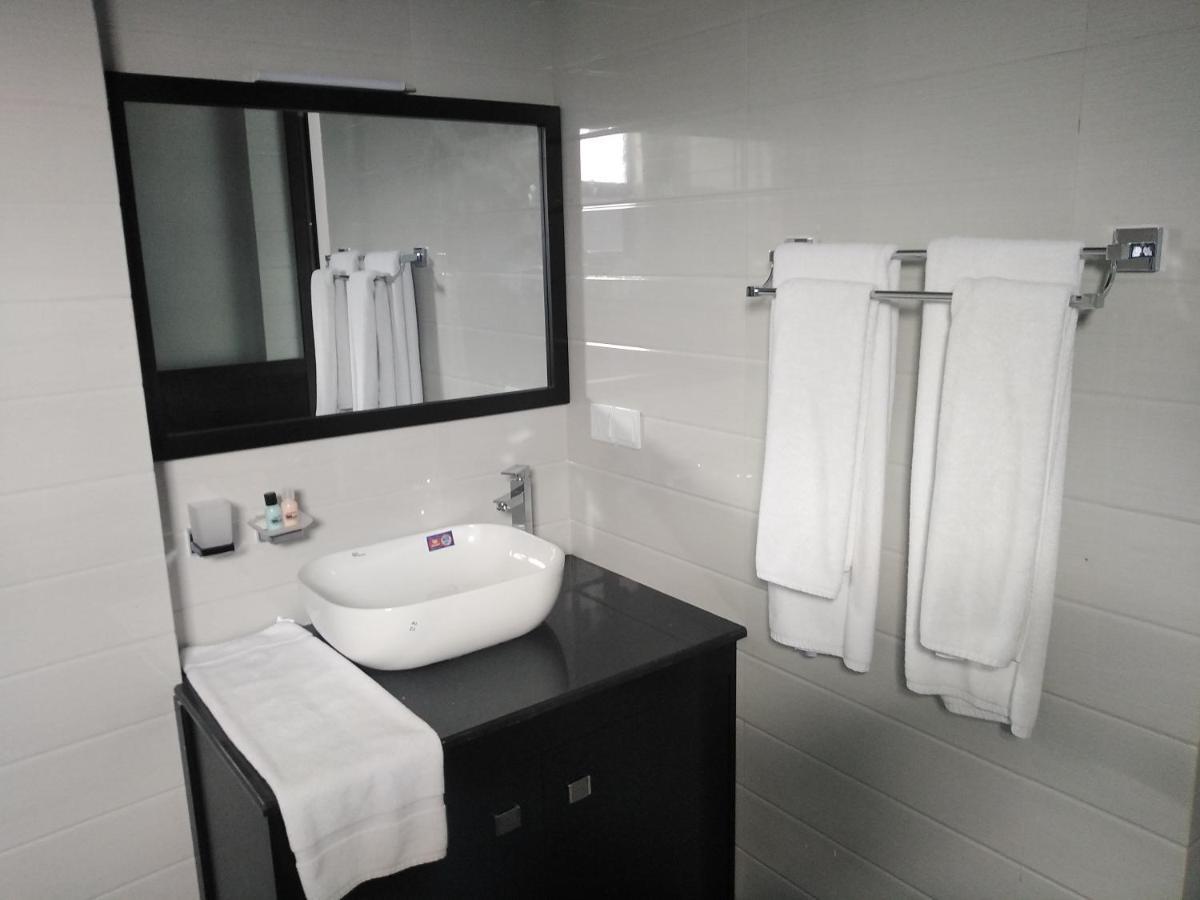 3R Resort Negombo Luaran gambar