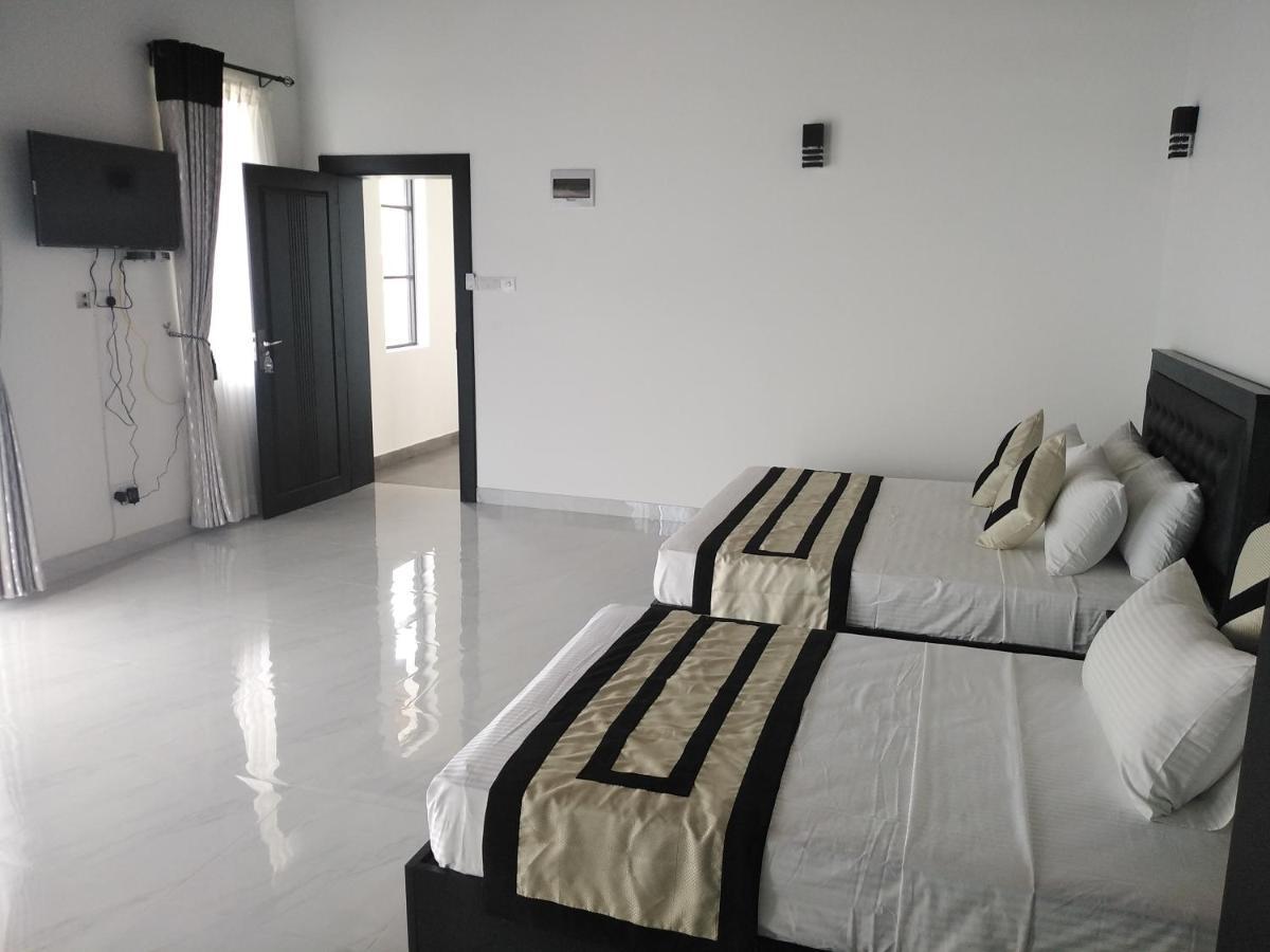 3R Resort Negombo Luaran gambar